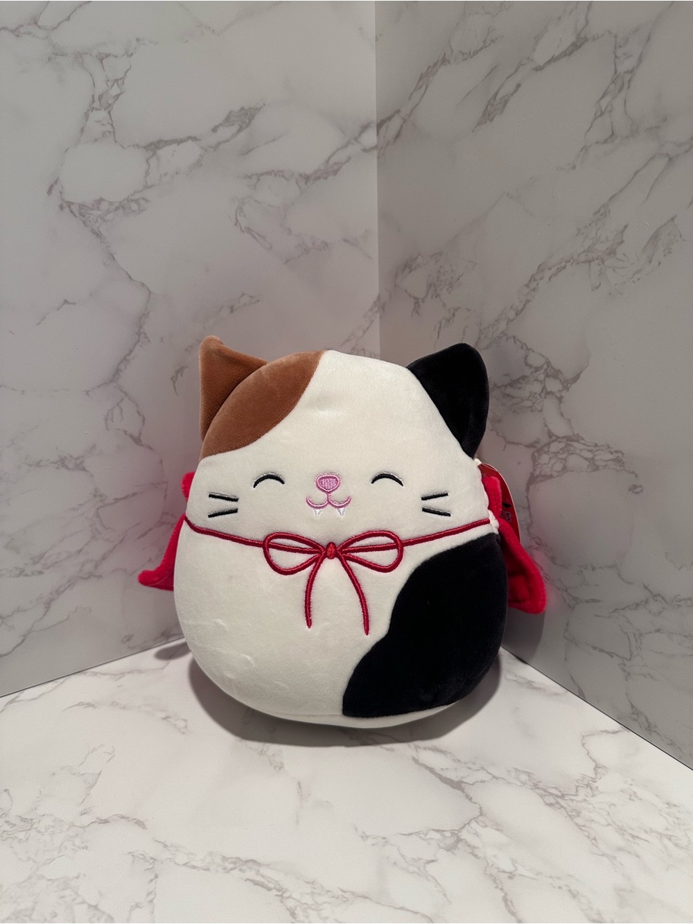 8in Cam the Vampire Cat Halloween Squishmallows